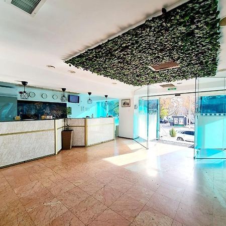 בוקרשט Hotel Mojo מראה חיצוני תמונה