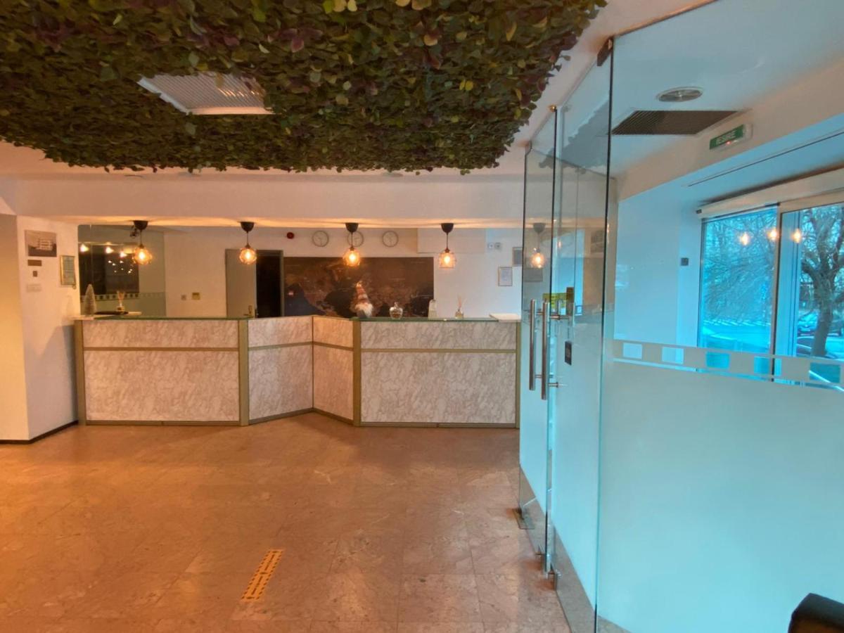 בוקרשט Hotel Mojo מראה חיצוני תמונה