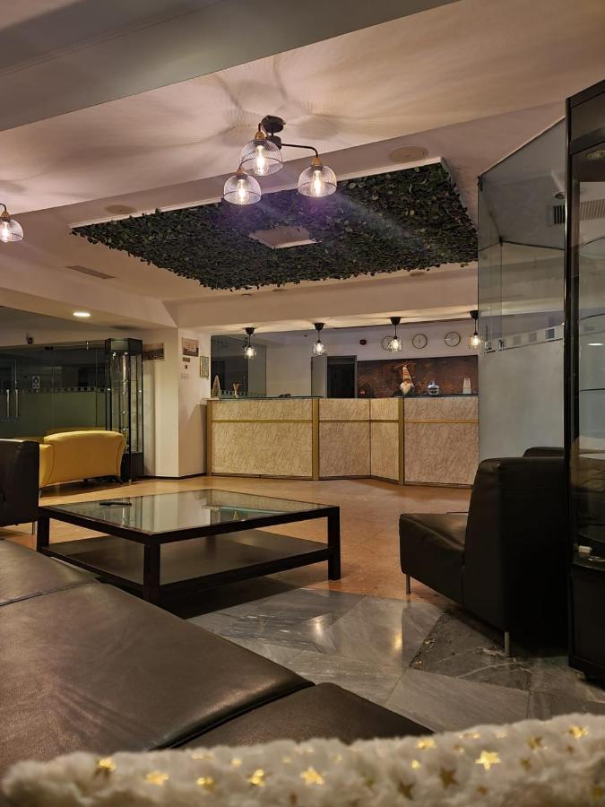 בוקרשט Hotel Mojo מראה חיצוני תמונה