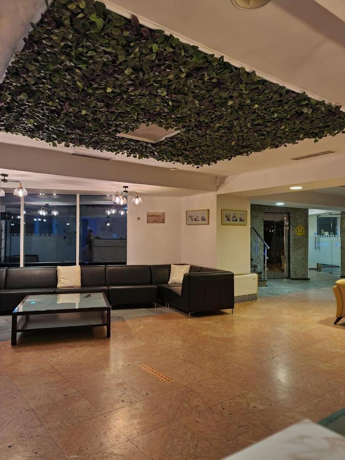 בוקרשט Hotel Mojo מראה חיצוני תמונה