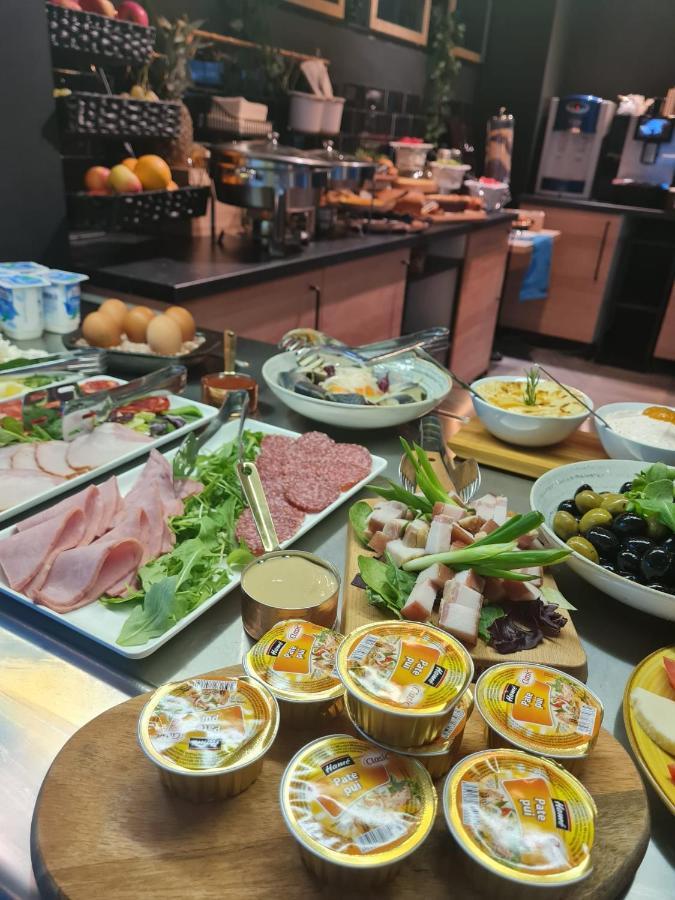 בוקרשט Hotel Mojo מראה חיצוני תמונה